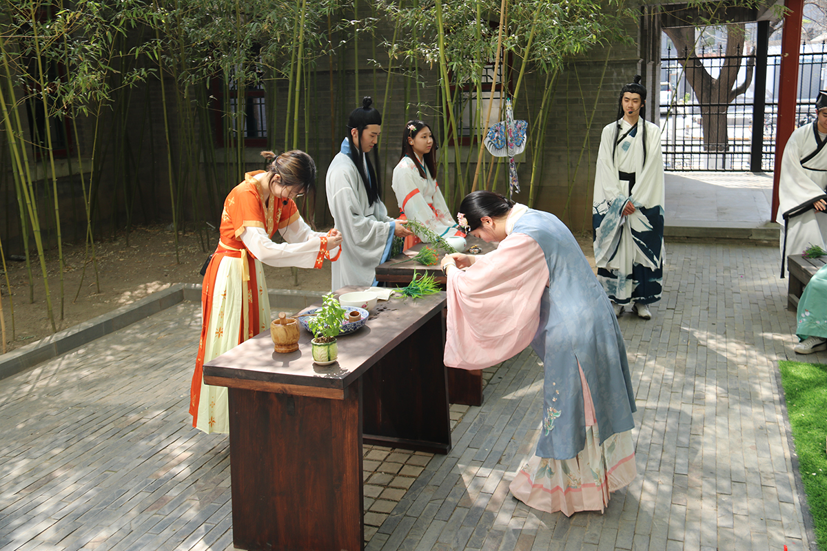 20220424553996.jpg 2s_.jpg