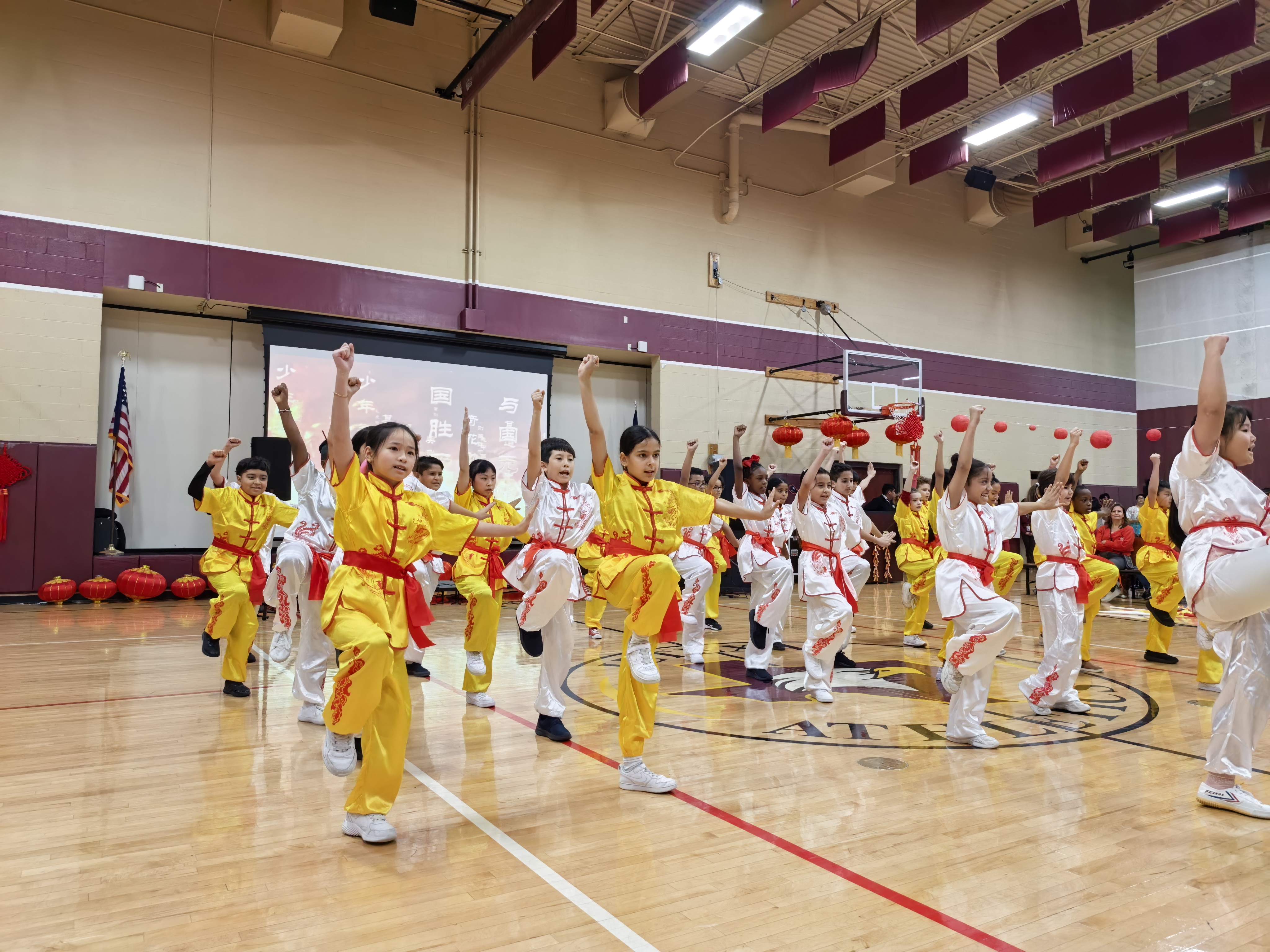 20250225901547.jpg 德州国际学校学生武术表演.jpg