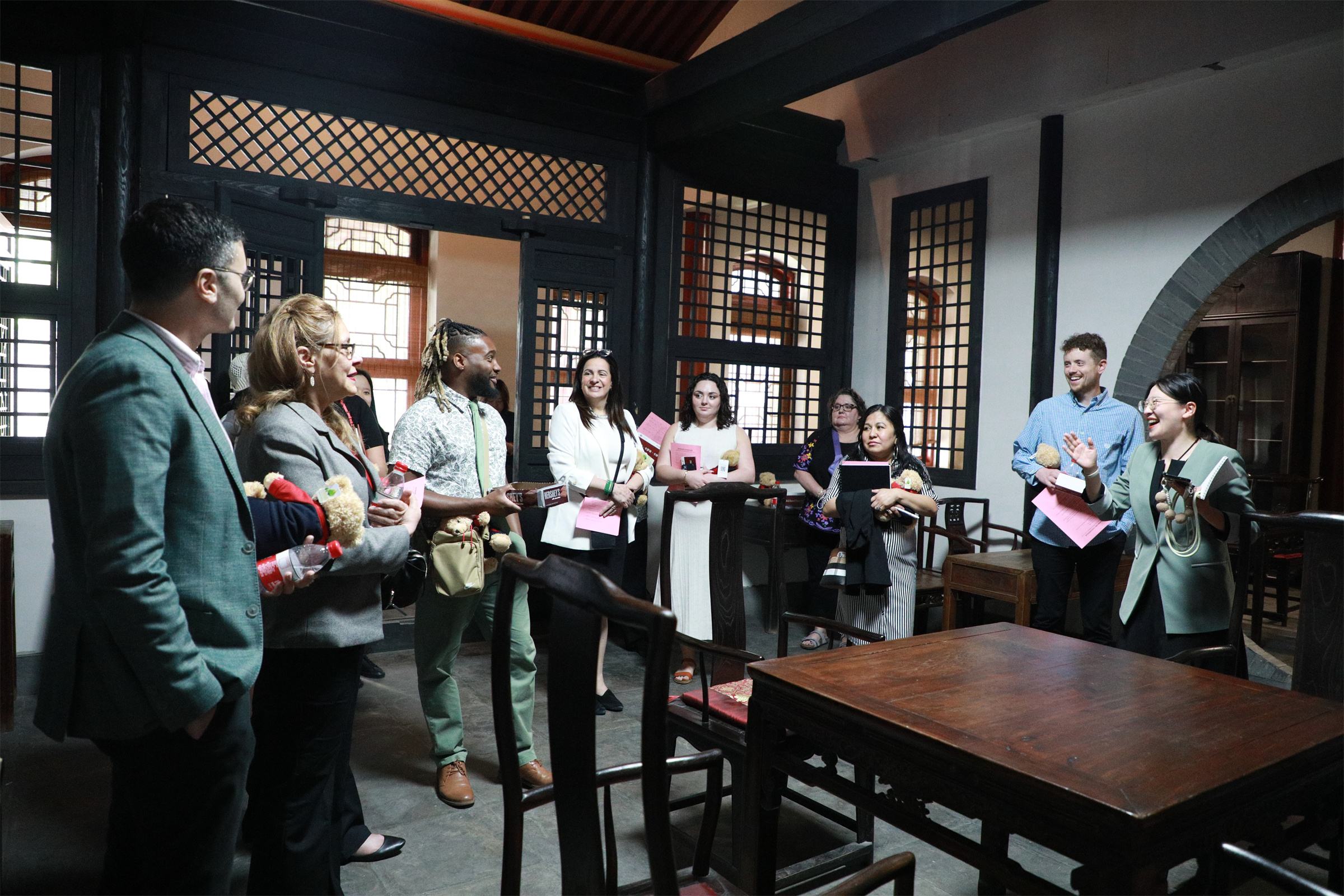 20250428127351.jpg 2E2A0391.jpg